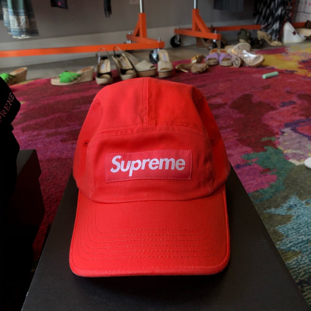 NWOT Supreme hat - neon orange